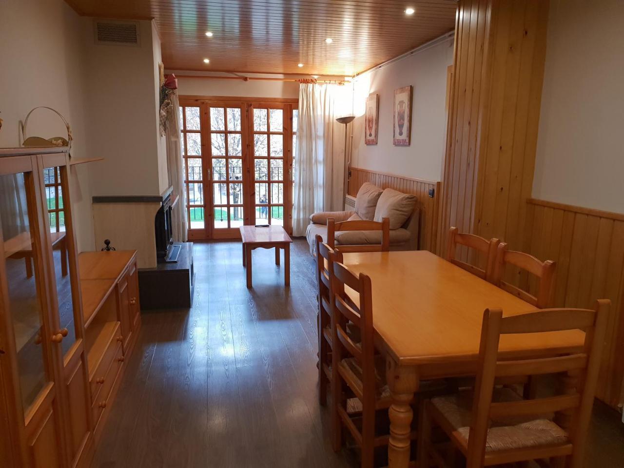 Apartaments Cal Noi Camprodon Bagian luar foto